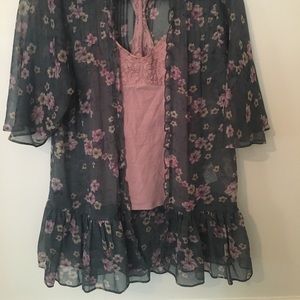 American Eagle chiffon kimono blouse